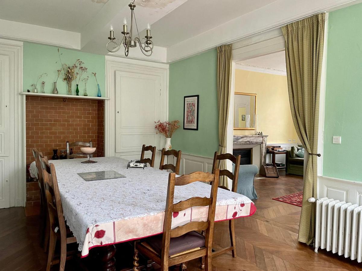 L'Escapade Place Voltaire Vermenton エクステリア 写真