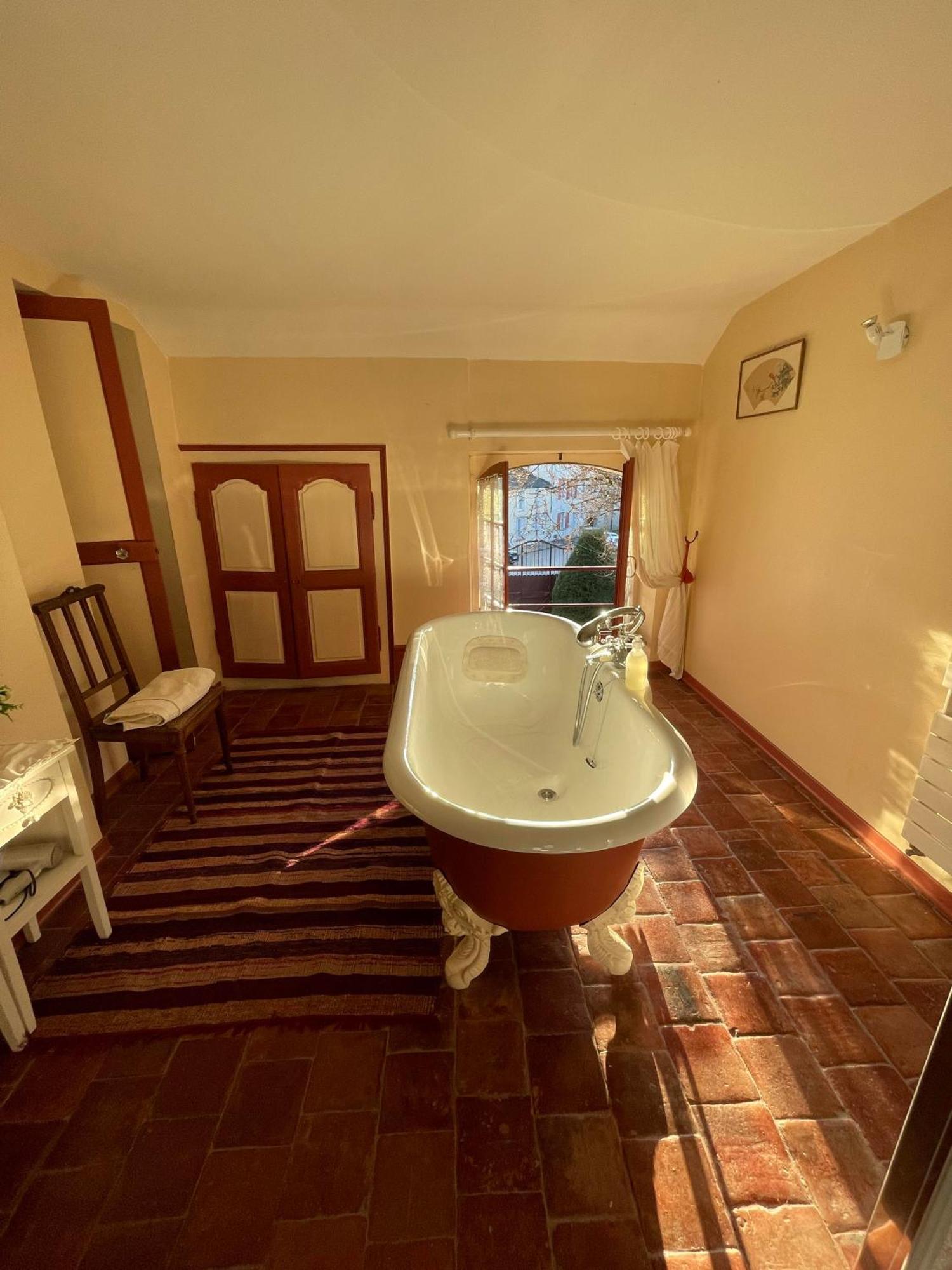 L'Escapade Place Voltaire Vermenton エクステリア 写真