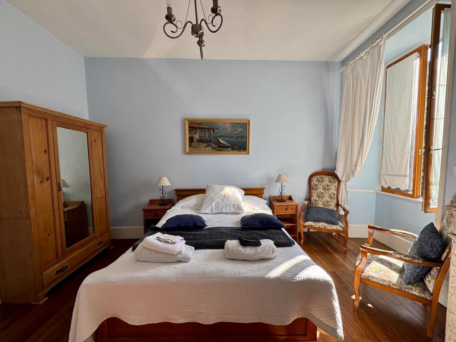 L'Escapade Place Voltaire Vermenton 部屋 写真